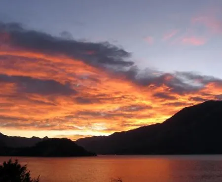 Fiumelatte Sleeps 4 Air Con Varenna