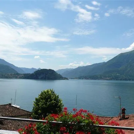 Fiumelatte Sleeps 4 Air Con * Varenna
